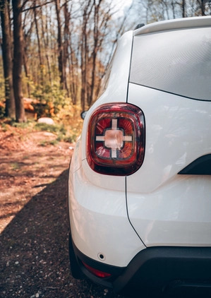 Dacia Duster cena 51900 przebieg: 65000, rok produkcji 2018 z Gdańsk małe 37